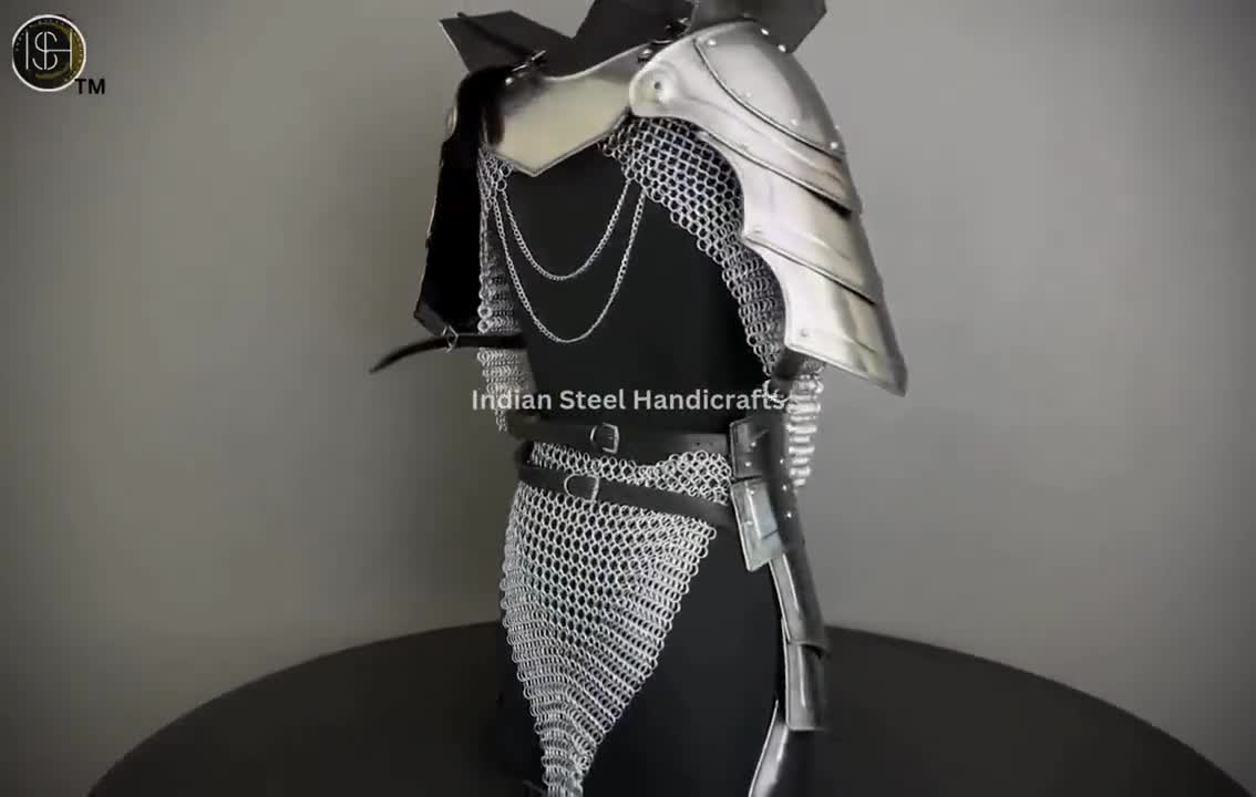 中世の鋼鉄製胸甲：喉当て、肩甲、鎖かたびら - LARP コスプレ - Etsy 日本